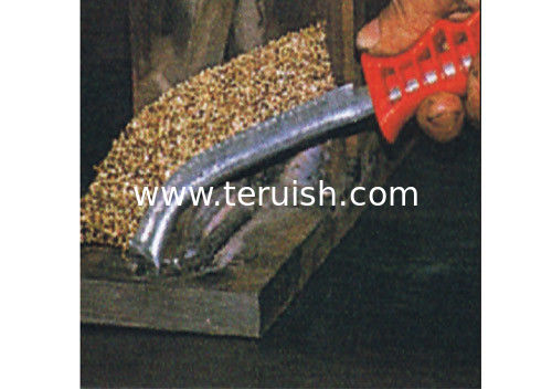 Knife-shape plastic handle brush
