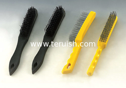 Plastic handle sratch brush