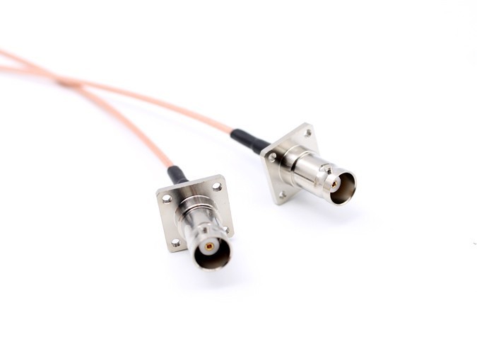 Cable Assembly BNC Female Flange and SMB Female R/A with RG316 cable，length 700 mm